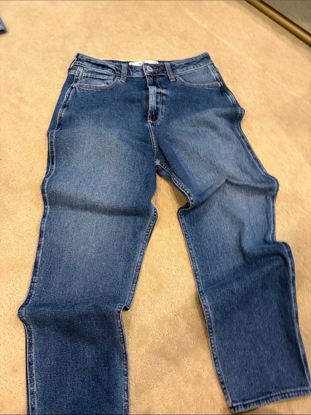 Hollister High-Rise Blue Straight-Leg Jeans